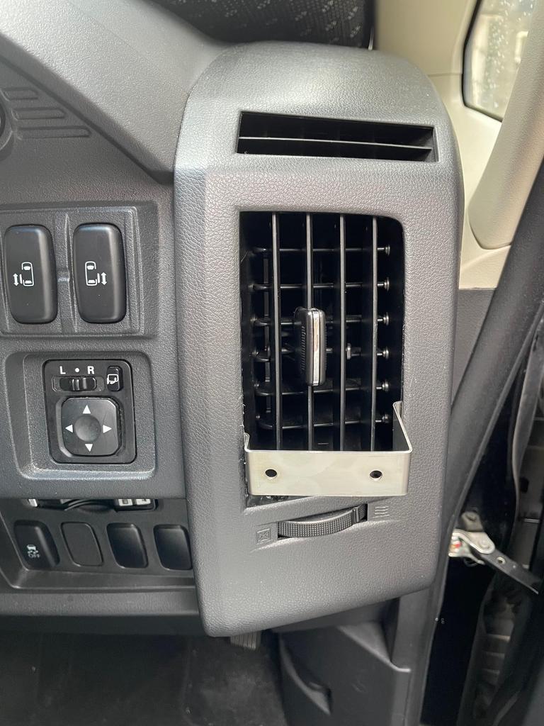 Mitsubishi Delica D5 Universal Drink Holder Mounting Brackets of (Early Model) (Set 2)