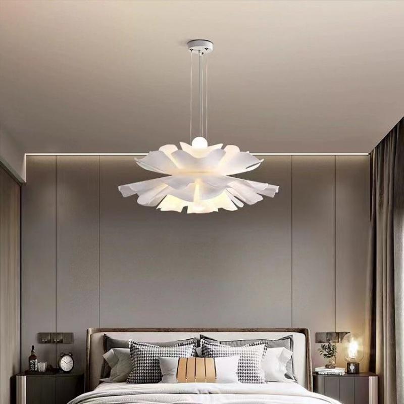 Modern Romantic Chandelier for Restaurant, Living Room, Children's Room, and Bedroom - French Flower Design