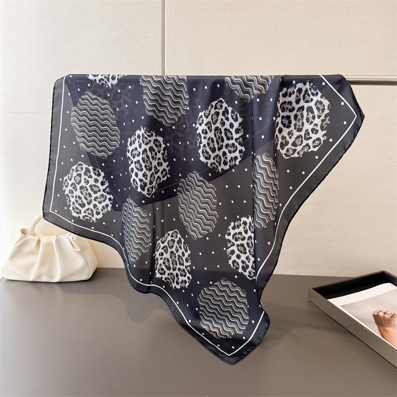 Luxury 70X70Cm Square Silk Scarf For Women Sexy Leopard Dot Geometric Print Shawl Wrap Fashion Accessory Hair Tie Bandana Hijab
