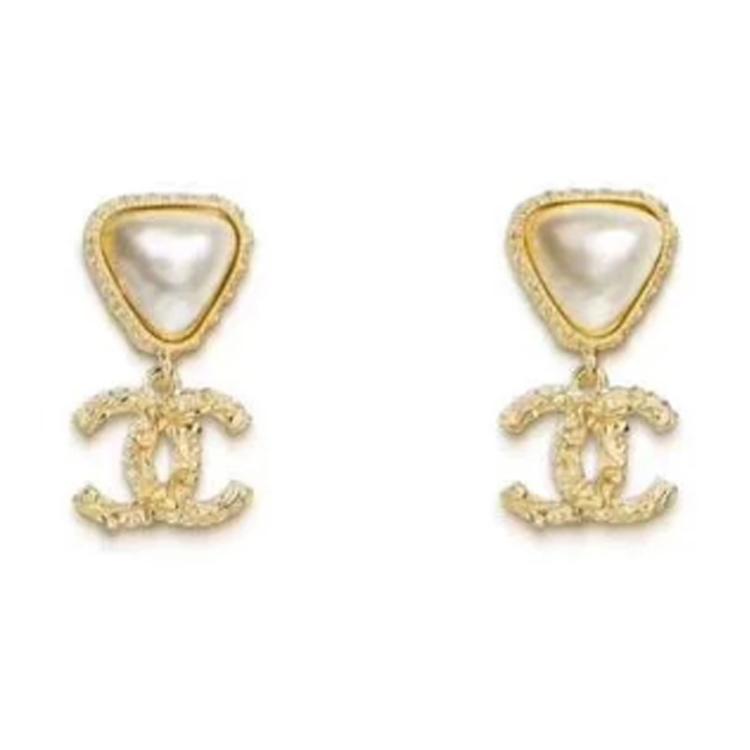 Chanel Double C Logo Decorated Earrings Women Earrings Gold AB-24K-108