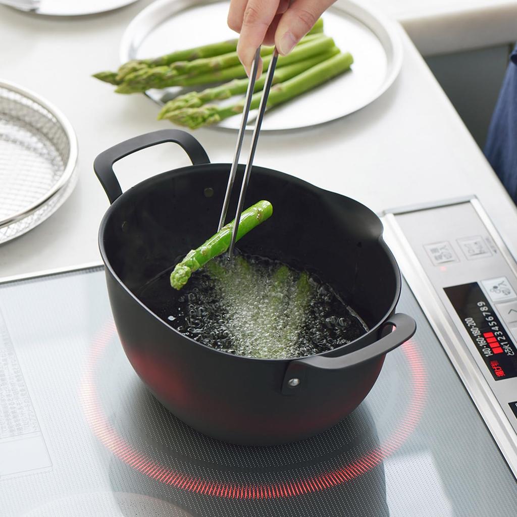 Yoshikawa Aikata Iron Induction and Gas with Convenient PD3023 Fryer, Oval, Compatible, Tsubame-Sanjo, Spout,