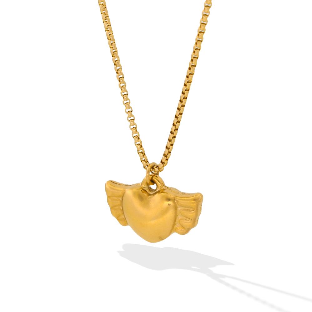 Korean Wing Heart Pendant Necklace, 18K Gold Stainless Steel Clavicle Chain, Trendy Internet Celebrity Style Jewelry