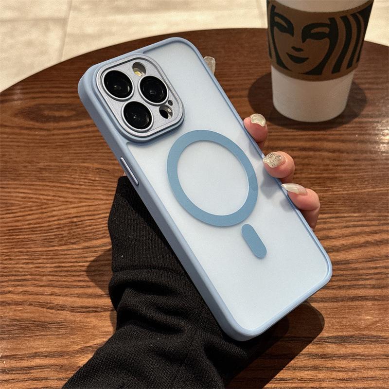 Applicable to iPhone16 imitation hardware fine hole magnetic suction mobile phone case Apple 16promax skin matte lens film 15