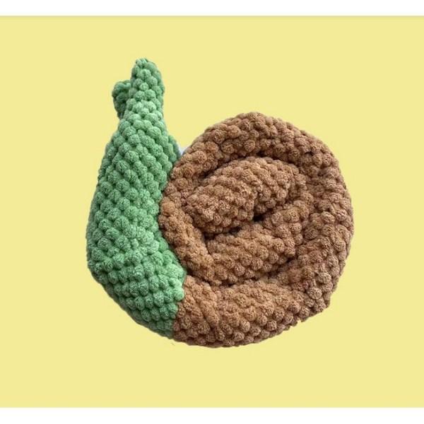 From Dorothy Puppy Nosework Toy Stuffed Snail, 1 Piece, Green