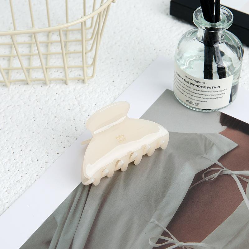 Elegant Acetate Hair Claw Sweet Medium Size Hair Clip Shark Clip Korean Barrettes Women Hair Accessories Headwear