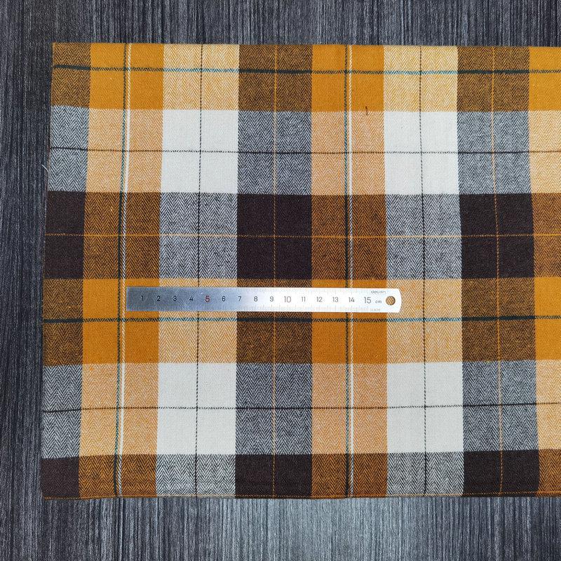 Spot Color-Woven Plaid Jacquard Fabric for Children's Autumn/Winter Brushed Polyester-Cotton Shirts
