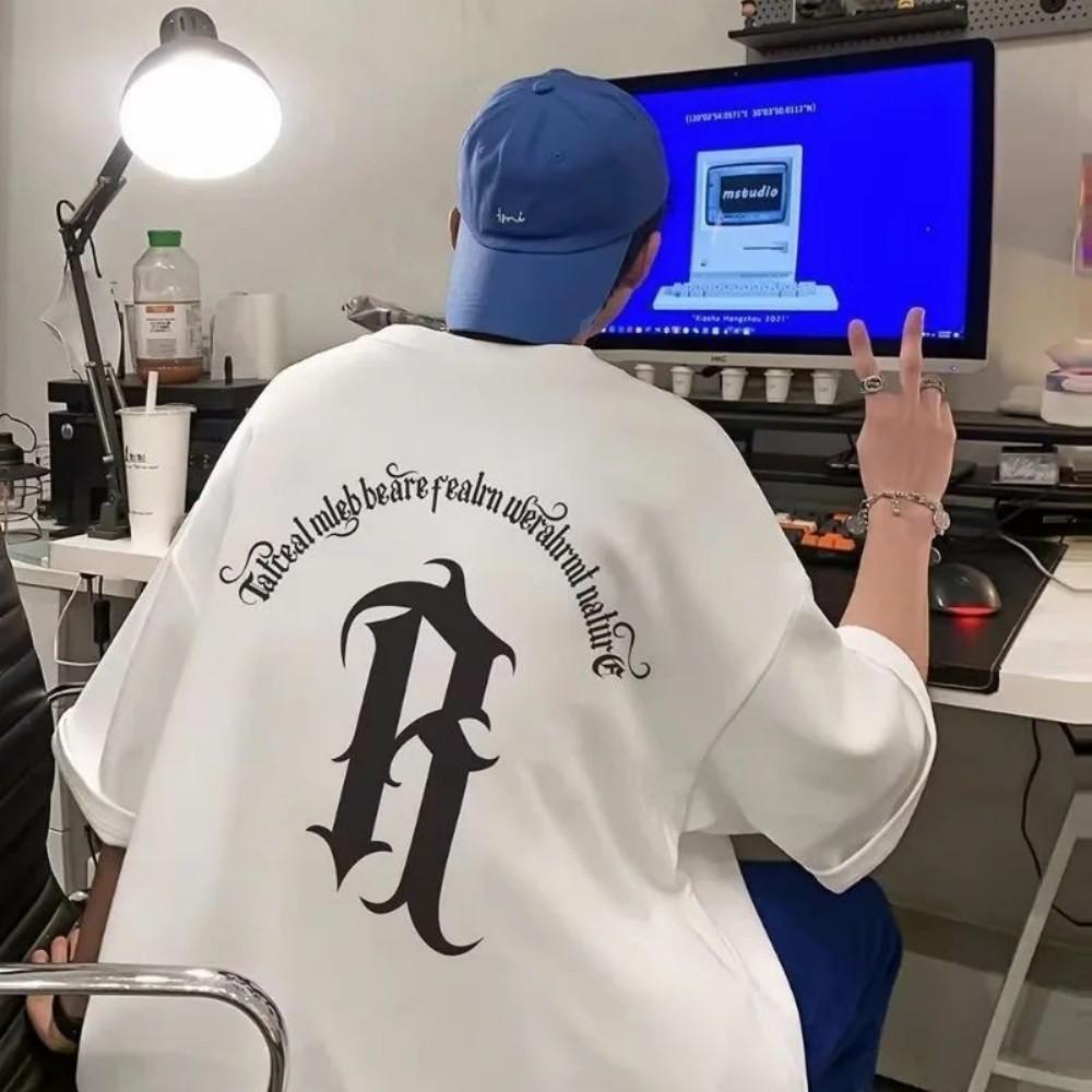 

Летняя новая мужская дышащая футболка с круглым вырезом, с американским ретро принтом деформированной буквы R, уличный тренд, универсальный топ 4XL