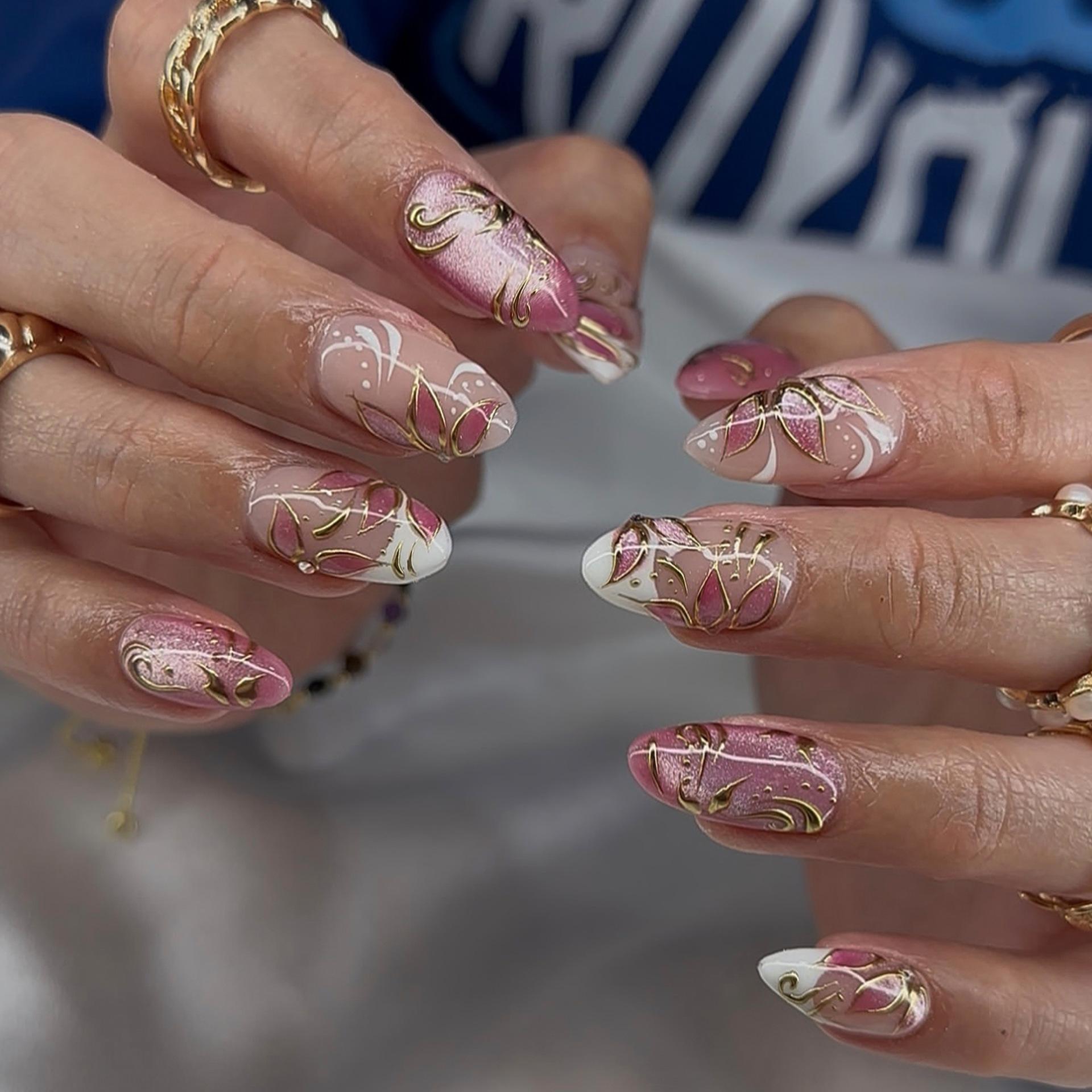30 pieces of European and American sweet pink gilt flower almond wearing nail, advanced starry sky cat eye French nail art