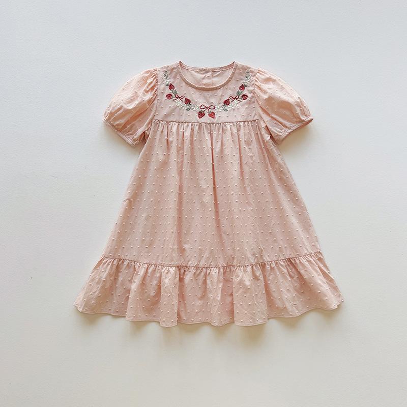 Girls Summer Strawberry Embroidered Jacquard Princess Dress Sweet Puff Sleeve Short Sleeve Dress 90cm розовый