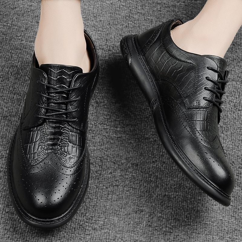 Luxury Brand Genuine Leather Men Business Dress Shoes Soft Sole Anti Slip Office Casual Leather Shoes New Oxford Wedding Shoes