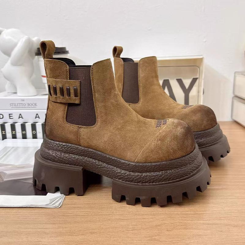 2026 Nuovi Scarpe Basse Stivali alla Caviglia Donna Camoscio Piattaforma Casual Scarpe Sportive Camminata Nuovi Stivali Invernali Accoglienti Moda Chelsea Stivali da Donna