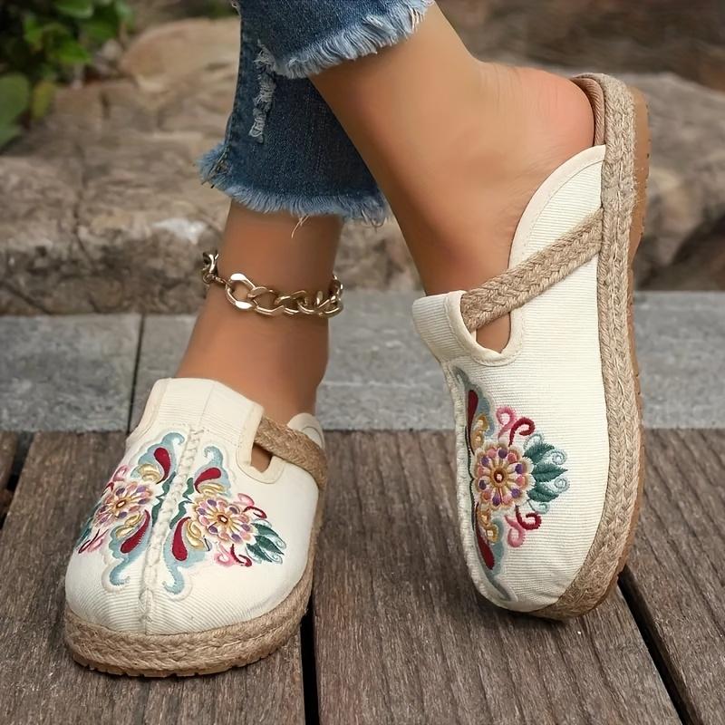 Handmade Floral Embroidered Slides Women's Ethnic Fabric Slides Woven Espadrille Sole Round Toe Slip-On Flat Heel Sandals for All Seasons
