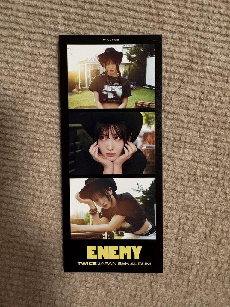 [USED] TWICE Momo ENEMY Trading Record Bonus First Limited Edition B Version Opened