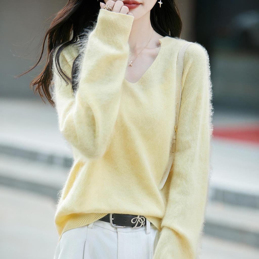 Autumn/Winter 2026 Cashmere Wool V-Neck Knitwear: Long Sleeve Solid Color Soft Sweater Top