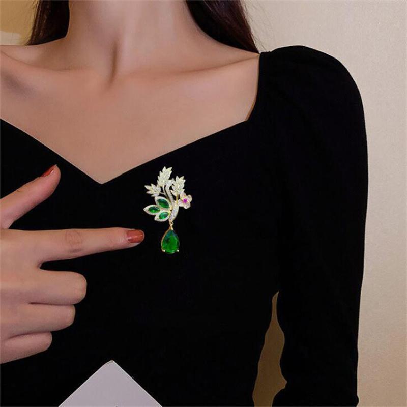 Exquisite  Wheat Ear Brooch For Women  Water Droplets On Leaves Shape Brooch Clothing Cheongsam Accessories