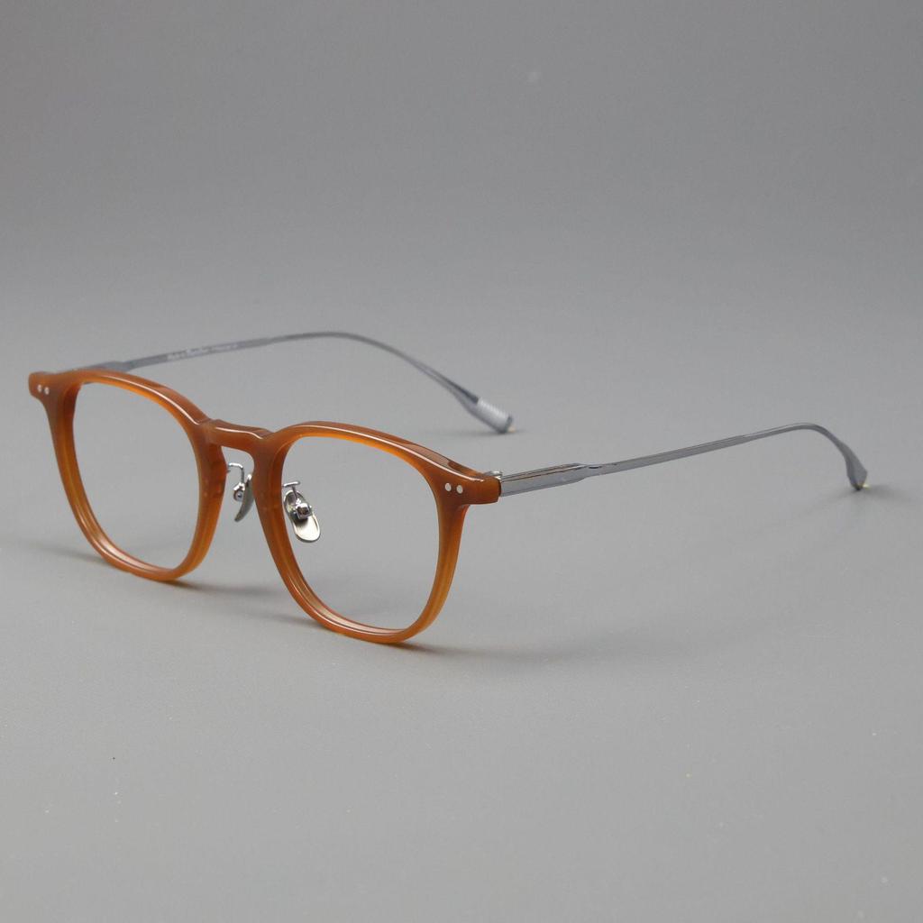 Vintage Ultralight Pure Titanium Full-Rim Eyeglass Frame, Unisex & Stylish, Comfortably Fits Prescription Lenses for Myopia.
