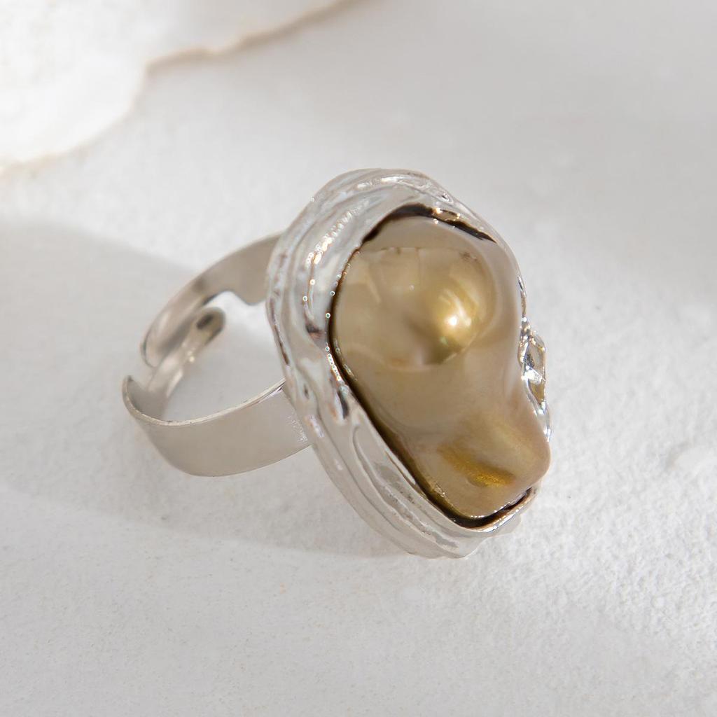 Baroque Special-Shaped Pearl Ring - Retro Irregular Alloy Design
