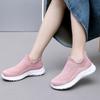 Boty dámské jarní nové ležérní měkká podrážka lehká jednoduché boty prodyšné, protiskluzové a odolné proti opotřebení silná podrážka nazouvací líné