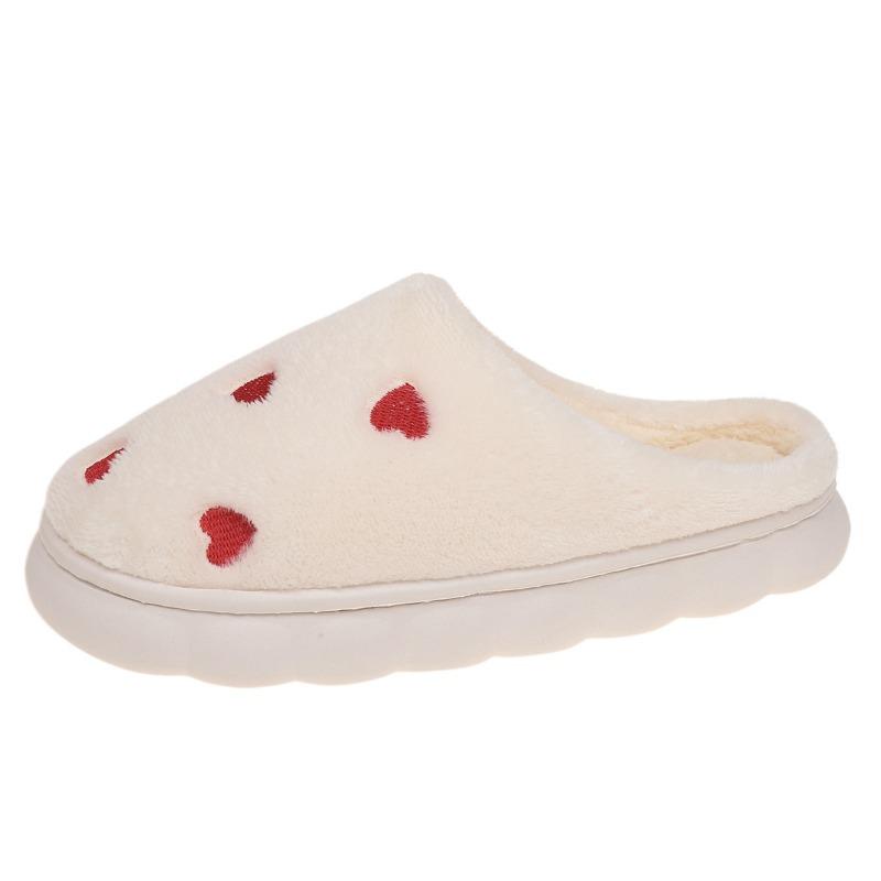 Fashion 2025 New Furry Slippers Comfortable Heart Shape Pattern Slippers Fluffy Warm Home Slippers Women's Cotton Shoes Zapatos De Mujer