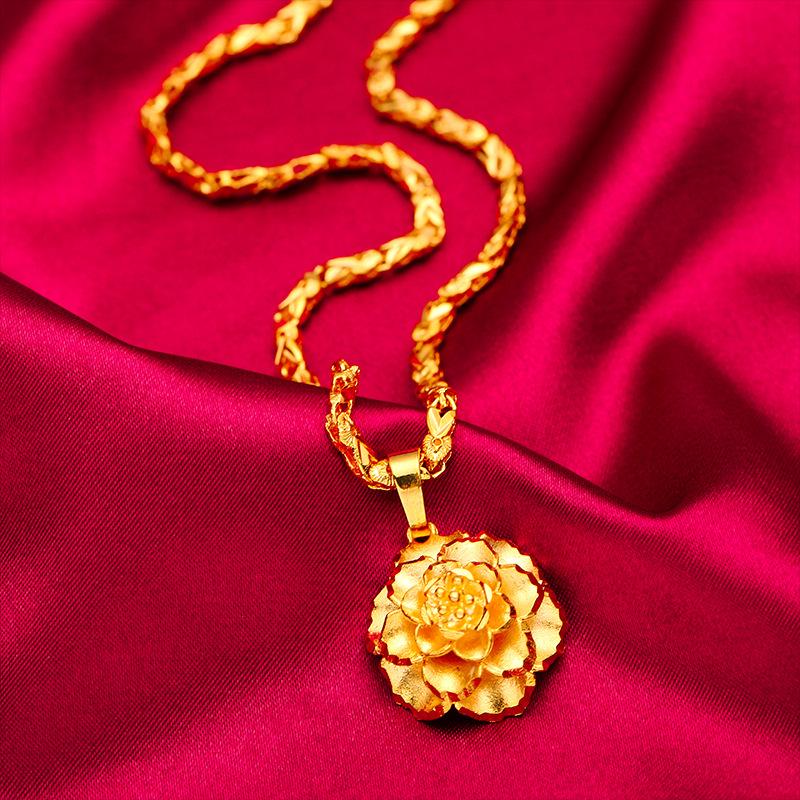 24K Gold Plated Four-Leaf and Small Fish Necklace - Elegant Sand Gold Finish