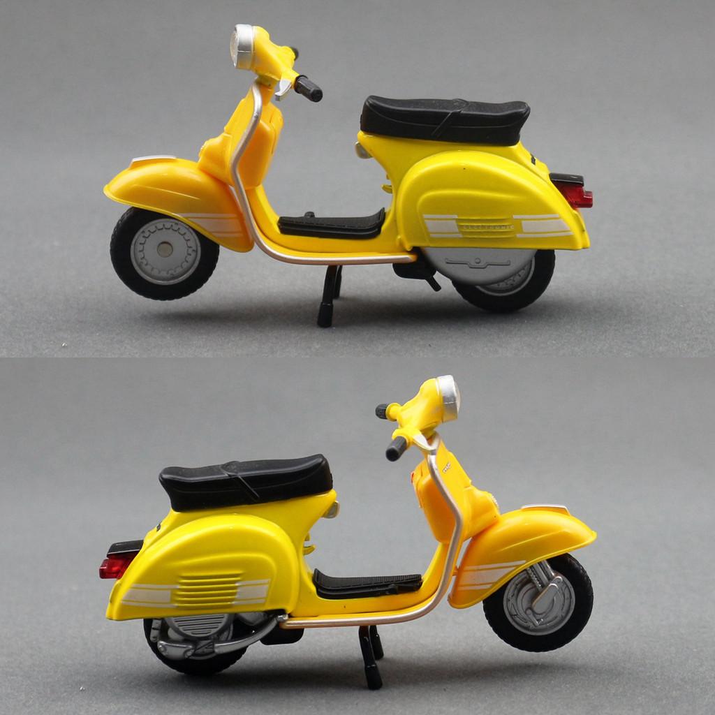 Alloy Vespa Motorbike Model For Kids With Realistic Movement