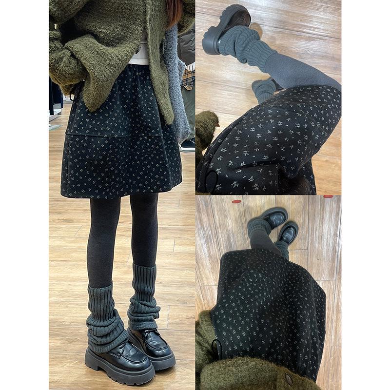 

Maternity Wool Plaid Floral A-Line Skirt, Autumn/Winter Retro Style, Petite Puff Five-Point Short Skirt Extra Large темно-серого