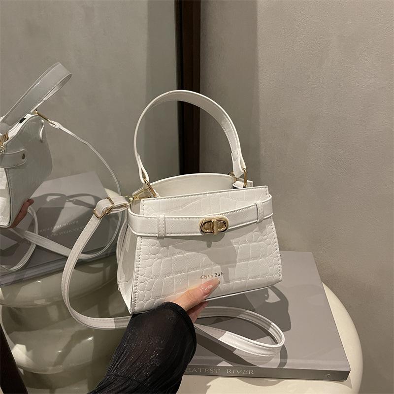 

2025 crocodile pattern portable small square bag autumn new casual shoulder crossbody small square bag women s bag versatile small square bag