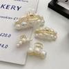 Resin Handcrafted Plastic Pearl Hair Claw With Charming Fresh And Sweet Design