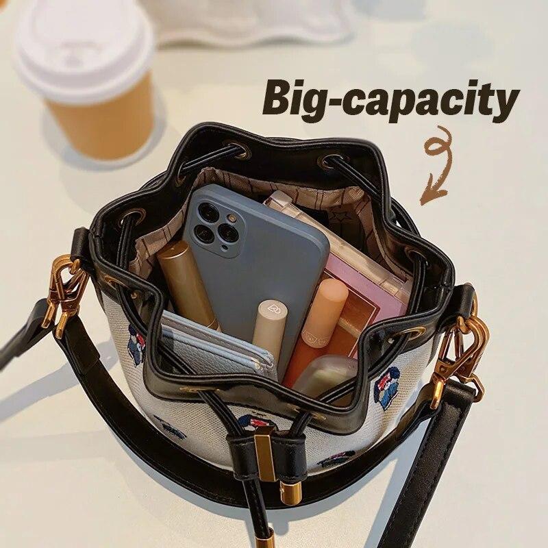 Kabelka Bucket do ruky pro ženy 2024 Nová crossbody taška Messenger s vysokou kapacitou Ruční ramenní kabelky Kabelky Psaníčko