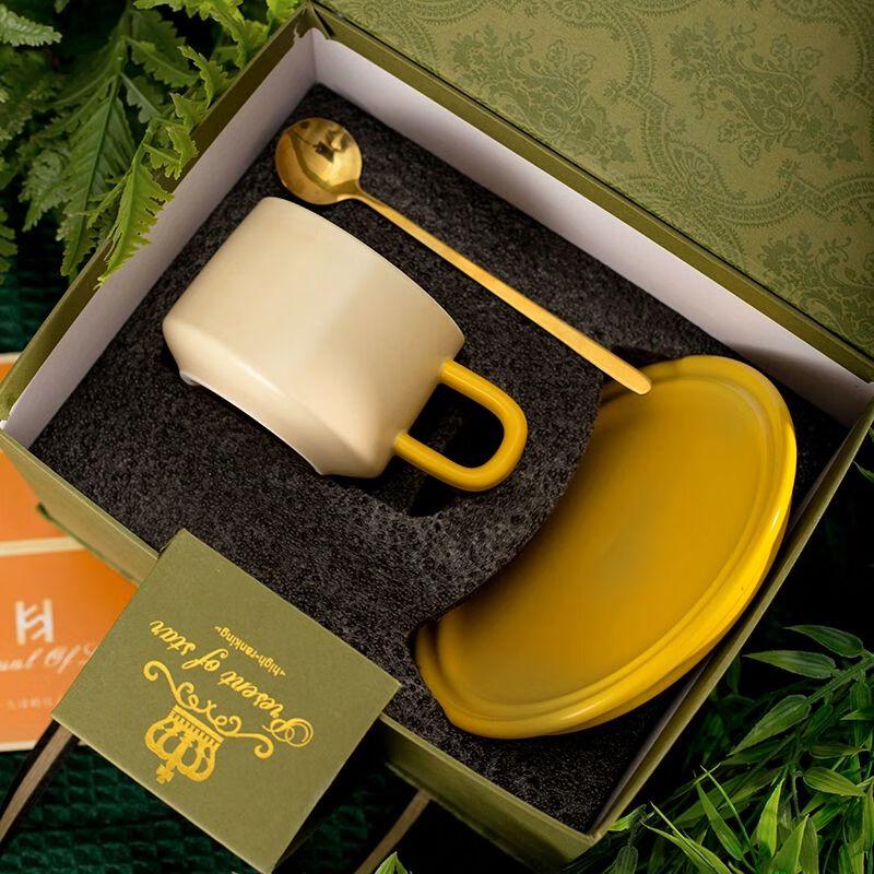 Изысканный керамический набор для кофе и чая