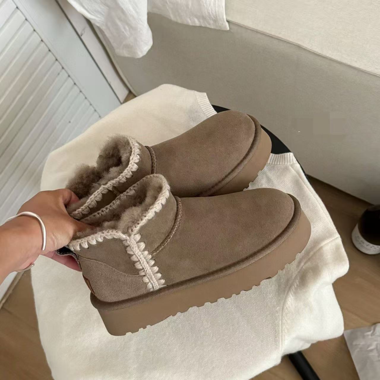 

Autumn and winter thick-soled mini wool woven fur integrated snow boots short warm short boots non-slip winter models 35【foot length 22.5cm】