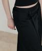 SSIN AND LEE (W) Mellow Eye Satin Belted Skirt Black