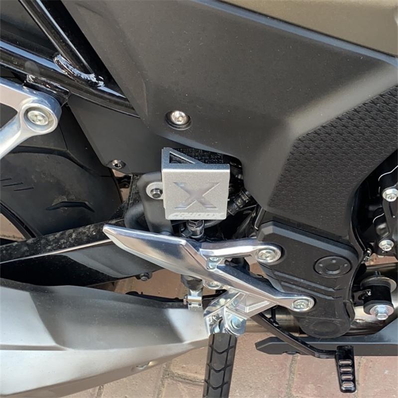 For Honda CB400X CB400F Rear Brake Pump Fluid Reservoir Cap Cover Guard Protector CB500X CB500F Rear Oil Cup Cap Guard