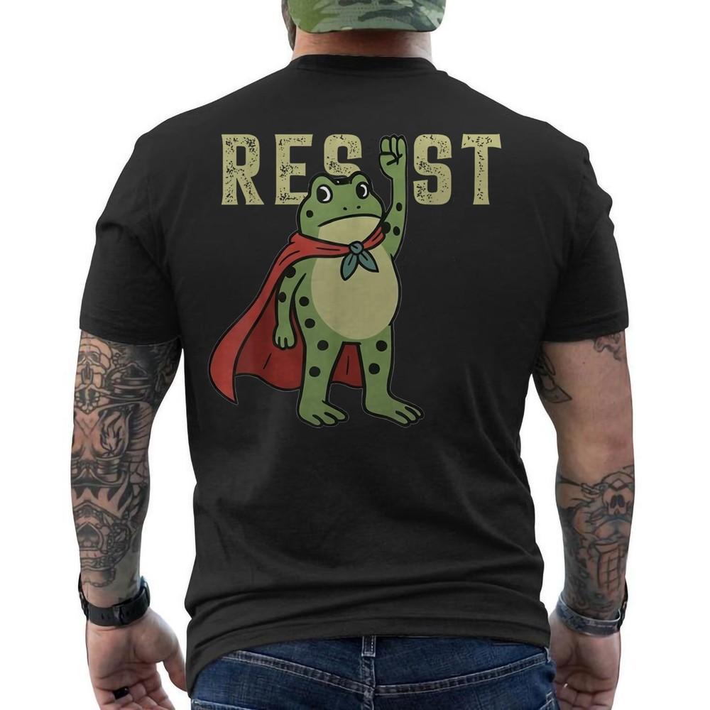 

Portland Frog, Resist Frog, Protest For Men Women ON BACK Unisex T-Shirt S