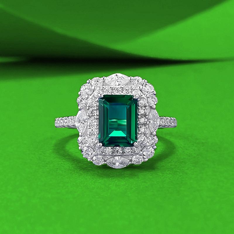 

S925 Sterling Silver Simulated Emerald Cut High Carbon Diamond Ring Size 5