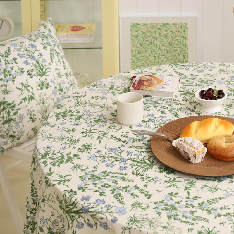 Emerald Garden Tablecloth (4-person tablecloth, runner, camping tablecloth) Flower Green