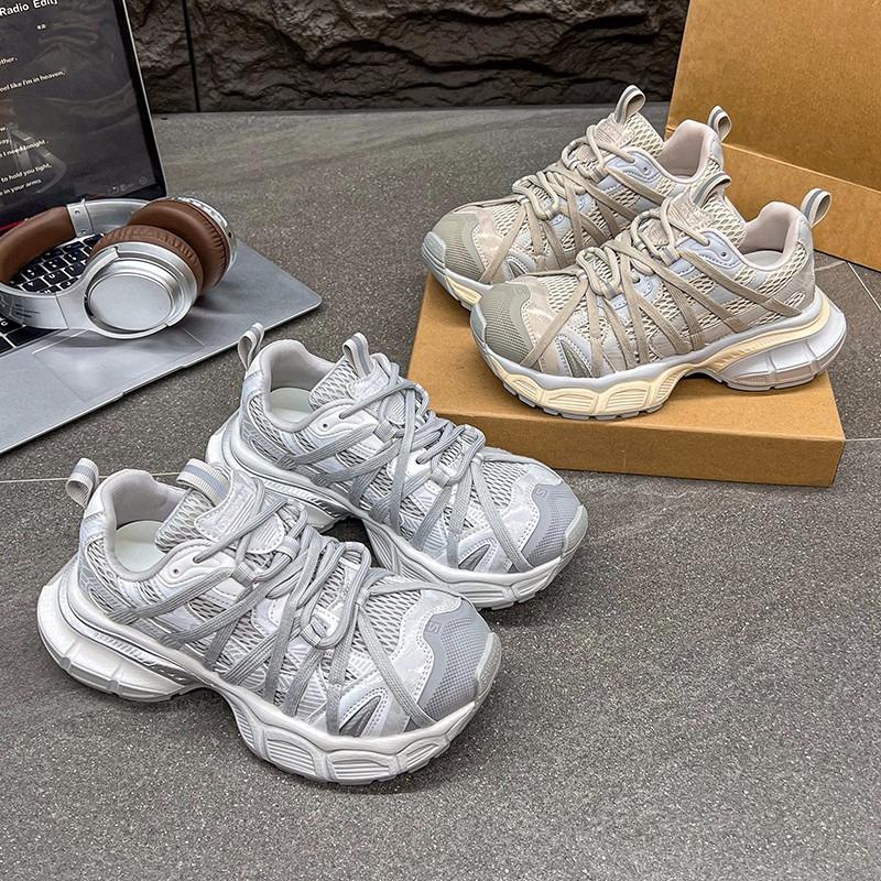 The New Thick-soled Dad Shoes Are Breathable Versatile and Sporty and Casual