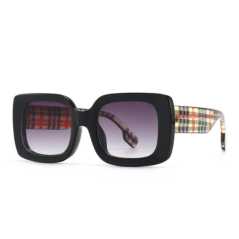 

Classic Luxury Designer Big Frame Square Sunglasses ladies Men Fashion Vintage Popular Travel Sun Glasses Shades UV400 as the picture
