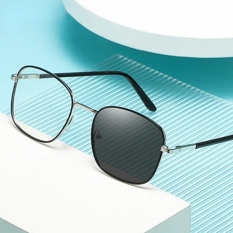 Fashion Pochromic Anti Radiation Eyeglasses For Women/Men Anti Blue Light Glasses