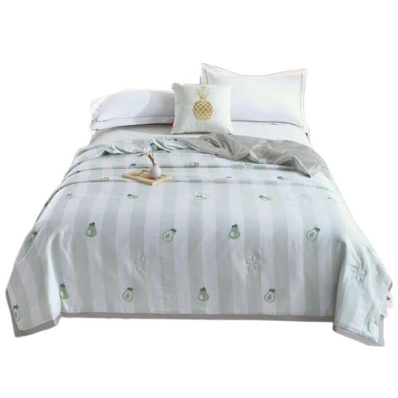 

Playboy Light Mist All-Season Quilt