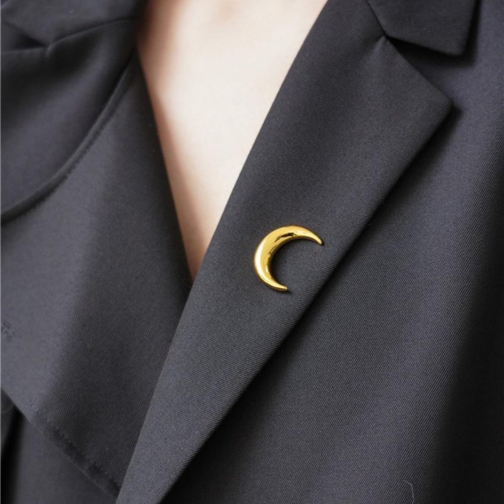 Creative Personality Cross Star Brooch for Women Ins Fashion Personality Versatile Pin Anti-exposure Buckle Suit Accessories