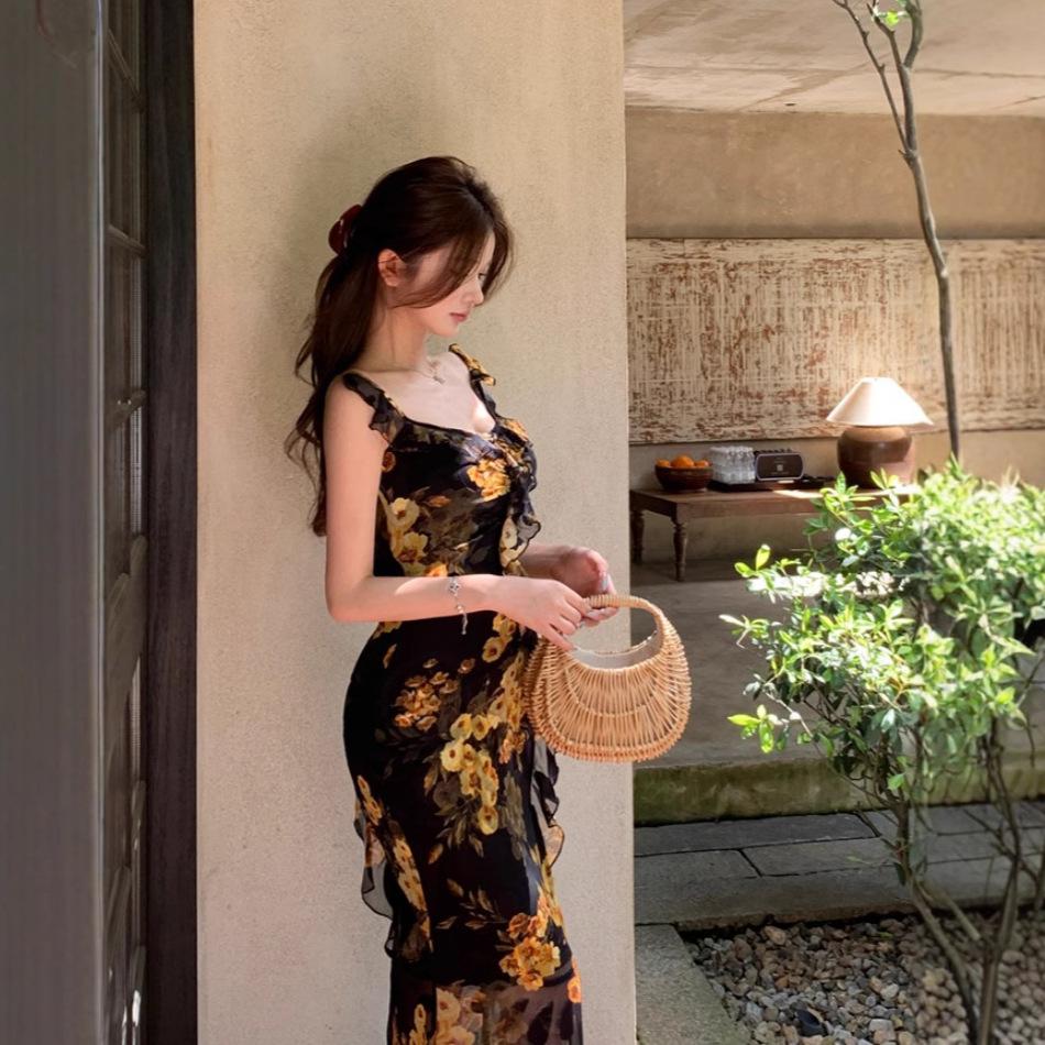 Tea Break French Floral Dress for Women, Summer Mature Slim Hug Camisole Dress, a Stunning and Charming Dress