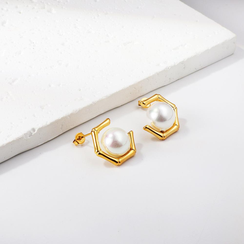 Fashionable Irregular Niche Stainless Steel White Pearl Earrings for Girls' Party Jewelry High-end INS Temperament Birthday Gift