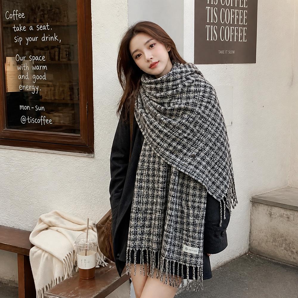 Korean Xiaoxiangfeng plaid scarf women's autumn and winter thickened warm fringed shawl versatile high-end student scarf