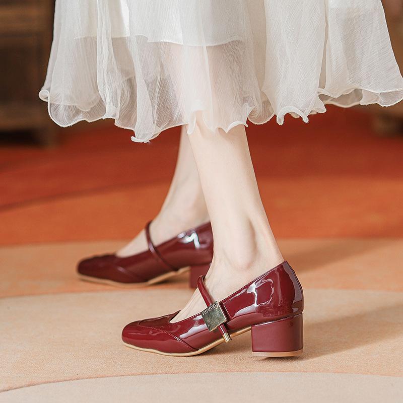 High-heeled soft-leather shallow-mouth single shoes, women's head pedal, new small inner height-increasing thick-heeled shoes, women