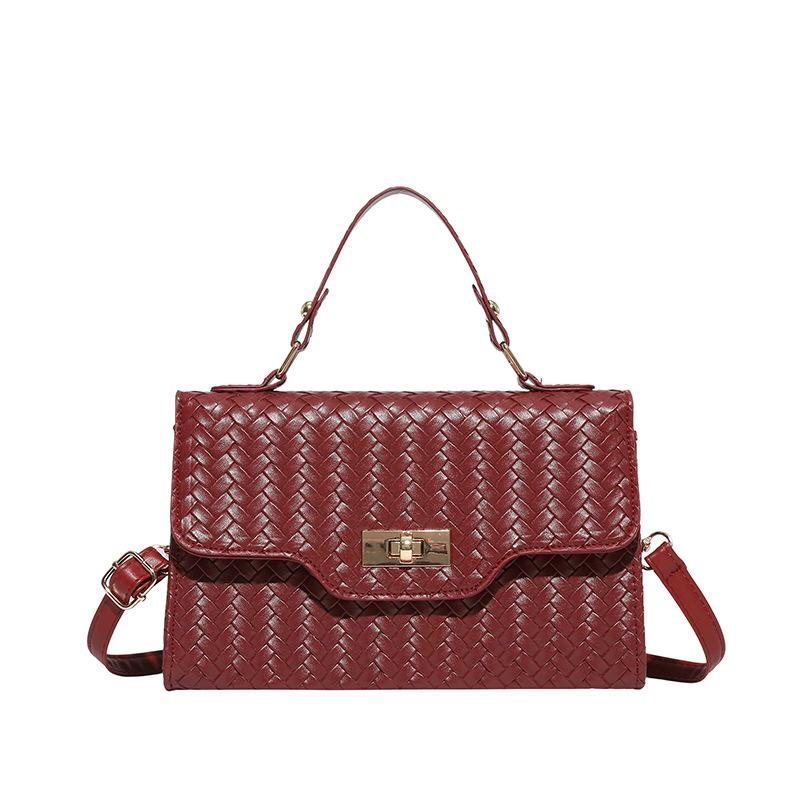 Spring and Summer New Fashion Temperament Messenger Bag Handbag Atmospheric Simple Women's Bag Woven Practical Handbag