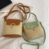 Malá slaměná taška kbelík pro ženy letní crossbody tašky ratanová plážová dámská cestovní kabelka a taška přes rameno