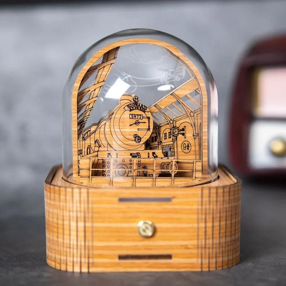 Heideggerova tématická hudební skříňka Ručně vyráběná retro dřevěná hudební skříňka Dárková hudební skříňka pro miminko ze Školy cti a magie