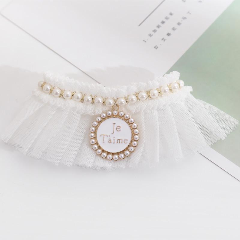 Pet Lace Pearl Collar: Plush Cat Necklace & Cute Dog Saliva Towel