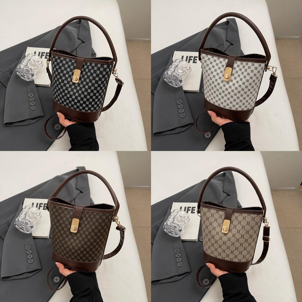Trendige Damen-Beuteltasche Stilvolle Retro-Umhängetasche Für den täglichen Gebrauch in Schwarz Beige Kaffee Khaki
